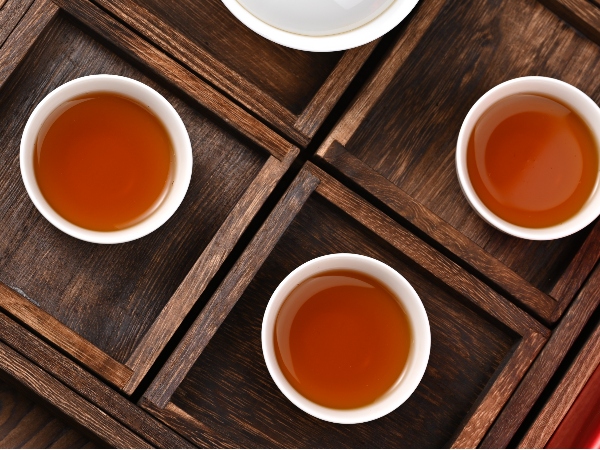 紅茶湯色